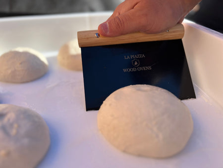 Dough Cutter - Easy Non-Stick